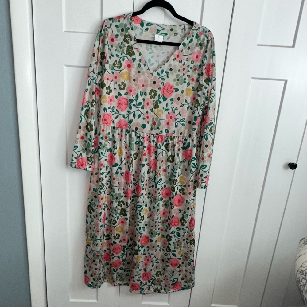 Green and Pink V-Neck Casual Flow Dress with Long Sleeves - large nwot